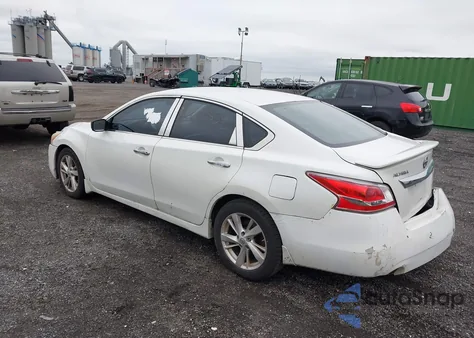 2014 Nissan Altima 2.5 S из США, поврежденный, VIN 1N4AL3AP2EC151247